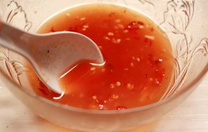 Cách làm sườn xào chua ngọt đơn giản thơm ngon