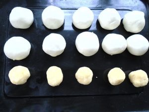 Cách làm bánh giầy nhân đậu xanh ngày giỗ tổ Hùng Vương