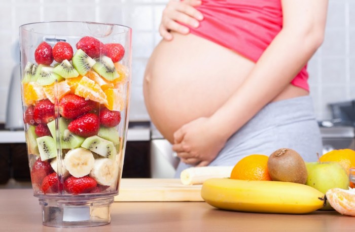 Những loại trái cây giúp thai nhi trắng trẻo, mẹ bầu trẻ đẹp