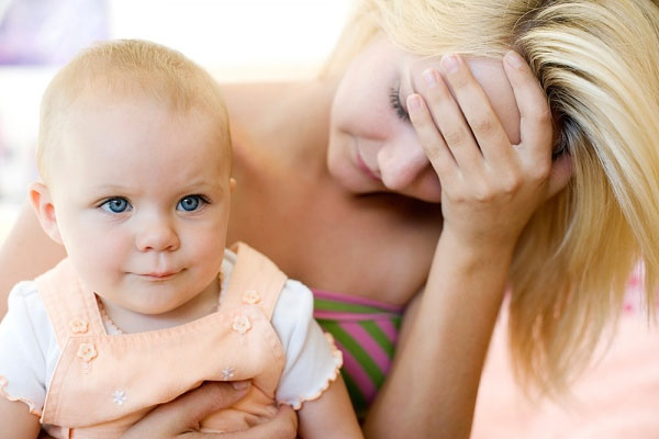 Tại sao sau khi sinh các bà mẹ có nguy cơ mất trí nhớ cao