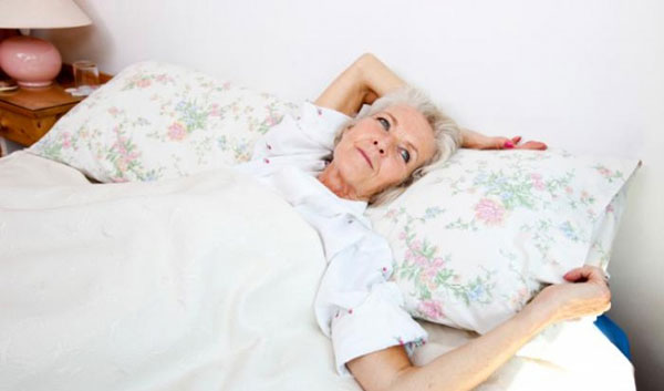 Cách điều trị bệnh khó ngủ ở người già