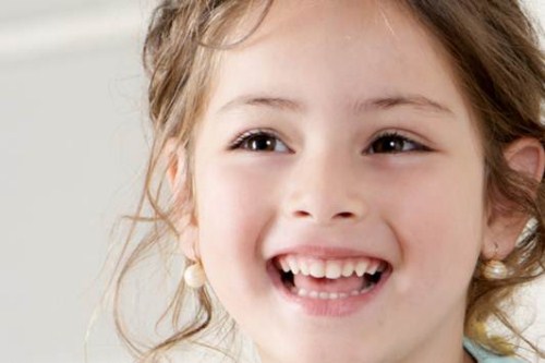 cách phòng ngừa sâu răng cho trẻ