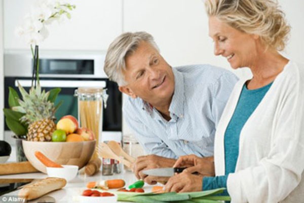 Cách thiết lập chế độ ăn phù hợp cho người cao tuổi