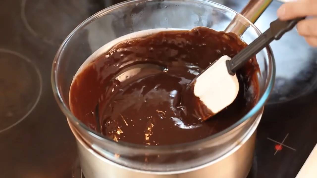 Cách làm bánh Brownie Mug Cake