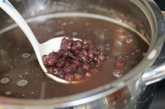 Cách làm món chè đậu đen ngon mềm