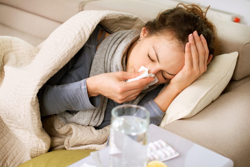 Chỉ 5 phút làm việc này, bệnh cảm cúm “bó tay” cũng thuyên giảm ngay lập tức