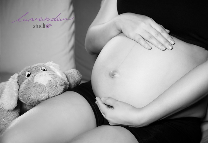 Sự phát triển thai nhi tháng thứ 7 và sự thay đổi của cơ thể mẹ.