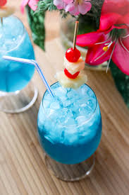 Cách làm Cocktail mùa hè Janelas Verdes  