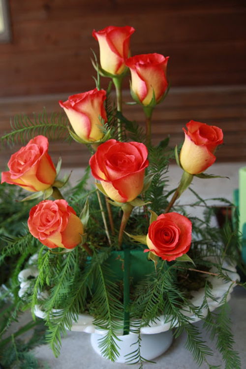Cách cắm hoa hồng vô cùng độc đáo cho dịp Tết Nguyên Đán sắp tới