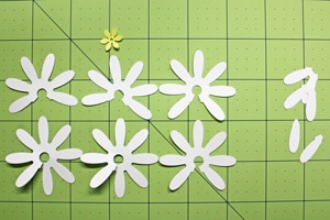 Hướng dẫn làm bông hoa giấy cực kì đơn giản mà lại đẹp vô cùng