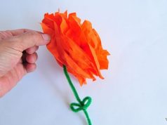 Hướng dẫn làm hoa bằng giấy lụa vô cùng đơn giản tặng mẹ nhân ngày 8-3
