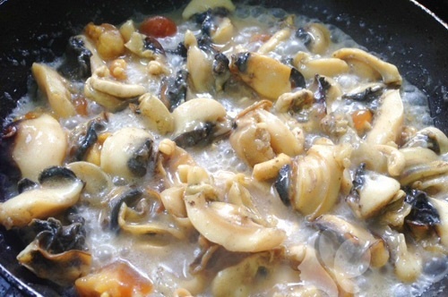 Cách làm món ốc nấu chuối đậu ngon đặc sắc