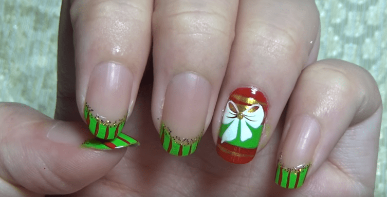 Hướng dẫnHướng dẫn vẽ móng tay hình chiếc nơ vẽ nail đẹp cho mùa Giáng Sinh