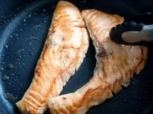 Cách nấu món canh cá chẽm nấu khoai môn ngon tuyệt