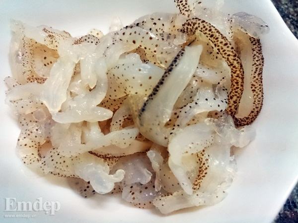 Cách làm nộm sứa thanh mát ăn mãi không chán