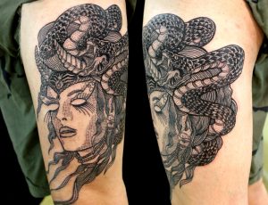 Hình xăm nữ thần tóc rắn Medusa