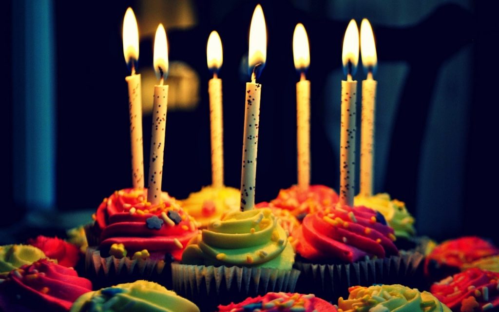 20 lời chúc mừng sinh nhật hay và ý nghĩa nhất dành cho bạn bè người thân. 