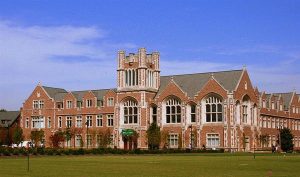 Top 7 trường đại học ở Mỹ đào tạo hàng 