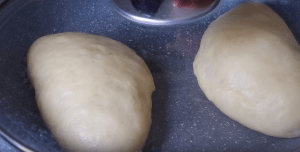 Cách làm bánh mì nhân trứng sữa thơm ngon