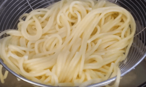 Cách làm mì ý spaghetti nướng thơm ngon tuyệt vời
