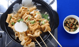 Cách nấu lẩu chả cá biến tấu theo kiểu Hàn Quốc cực ngon