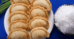 Cách làm bánh xếp nhân dừa thơm ngon đúng điệu