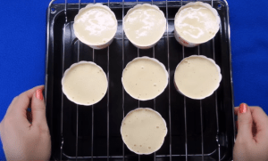 Cách làm bánh bông lan noel an lành