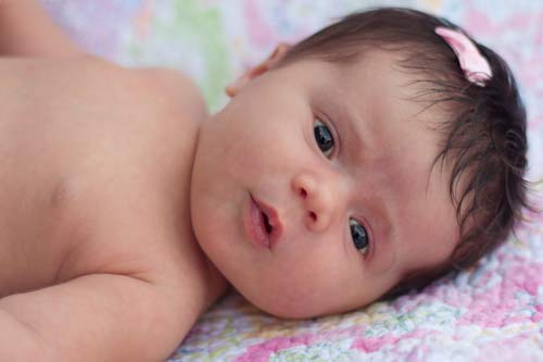 6 triệu chứng nguy hiểm và 4 dấu hiệu bất thường ở trẻ sơ sinh mà bố mẹ không thể làm ngơ